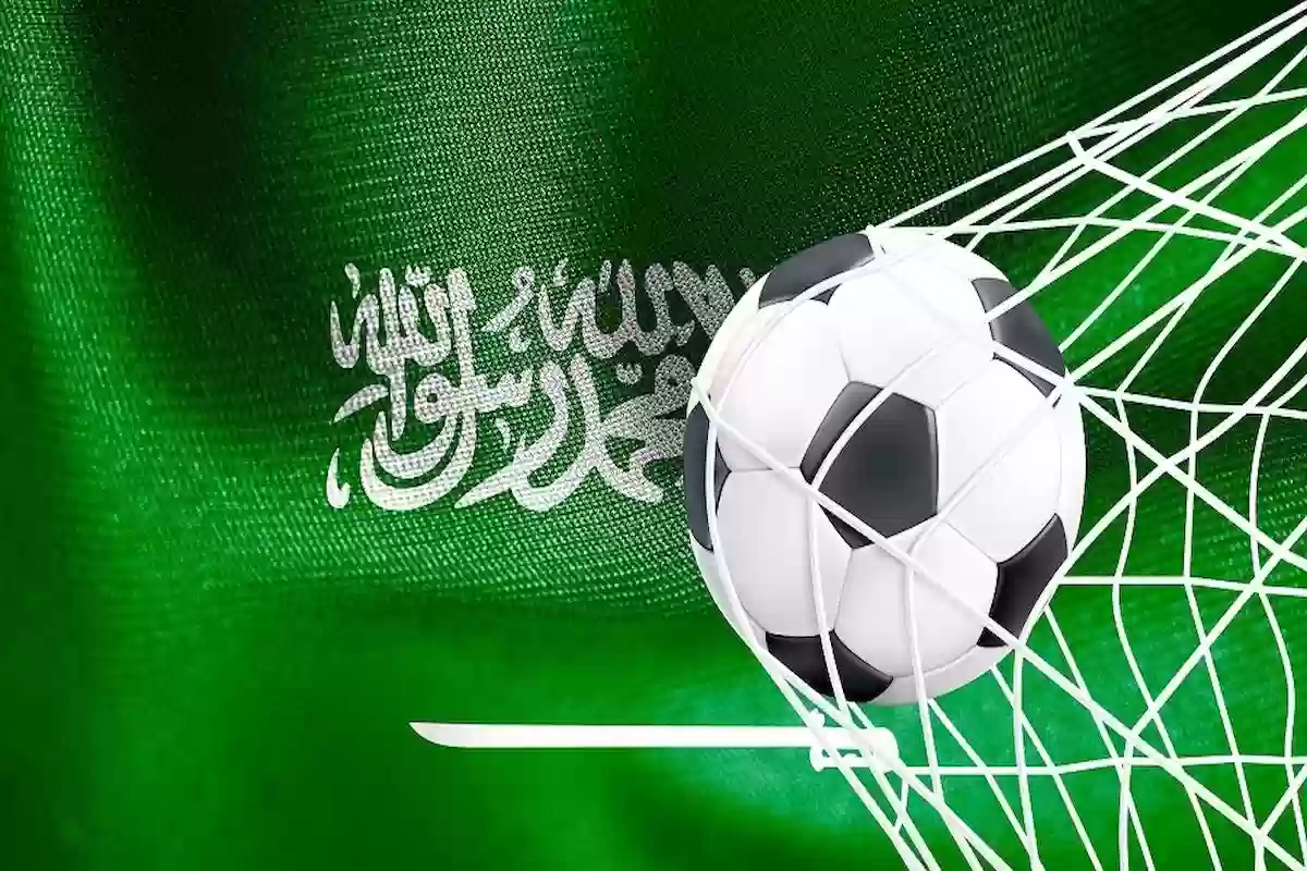  ينتقد لاعب منتخب السعودية.. بوصفه