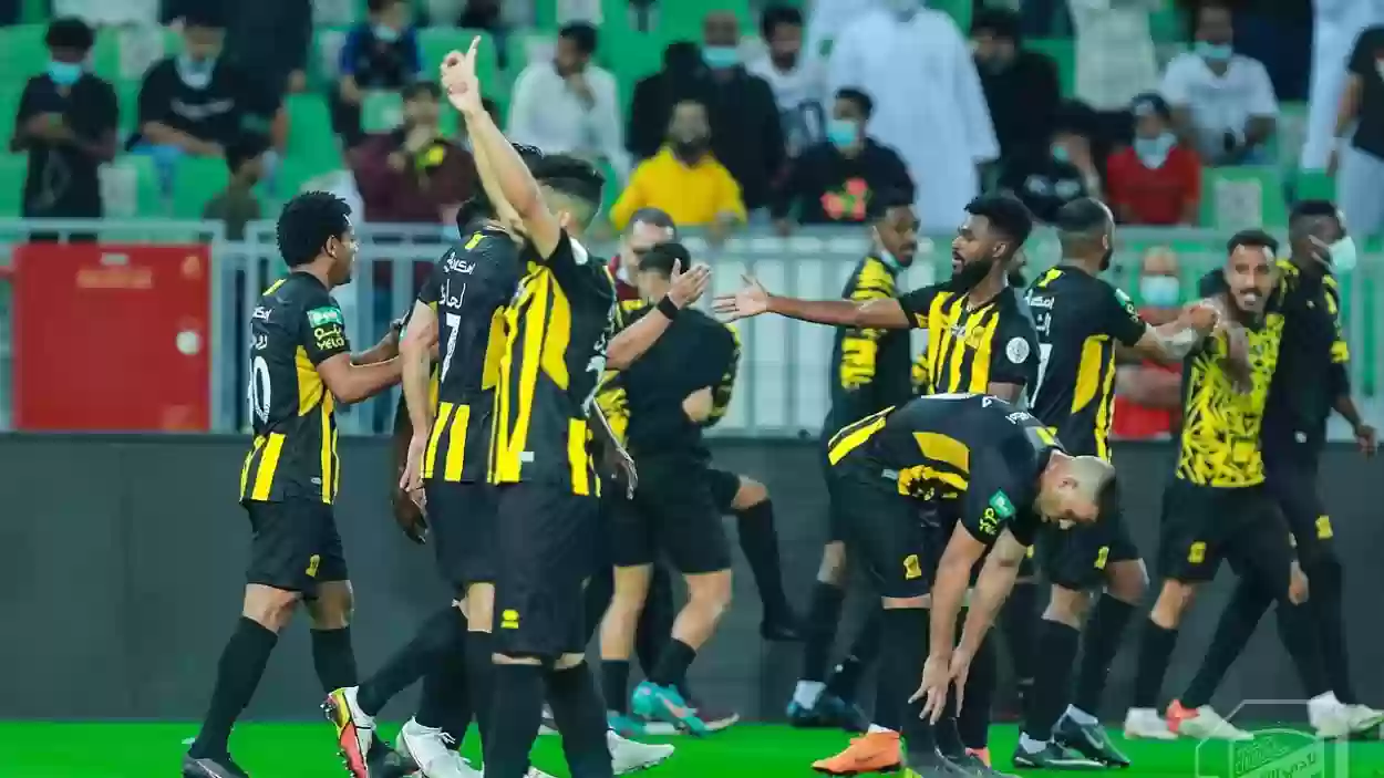 الحاجز برا النادي!! الاتحاد يفاضل بين هذين النجمين