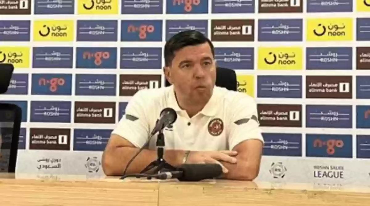 كونترا يؤكد تواطئ الحكام مع الهلال.. يقتلون المباريات