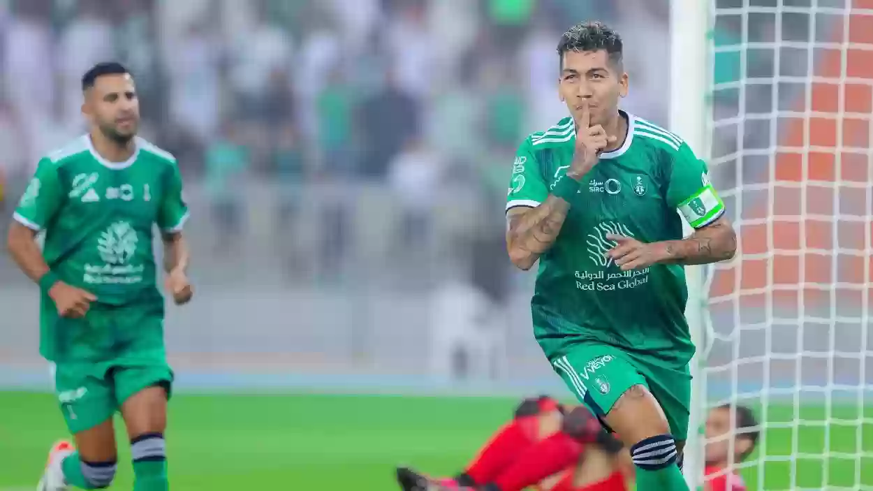  الأهلي السعودي يعلن عن مدة غياب نجمه المحترف بعد الإصابة القوية